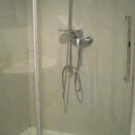 Daire 3 Personnes Joli Studio Cabine Centre. *